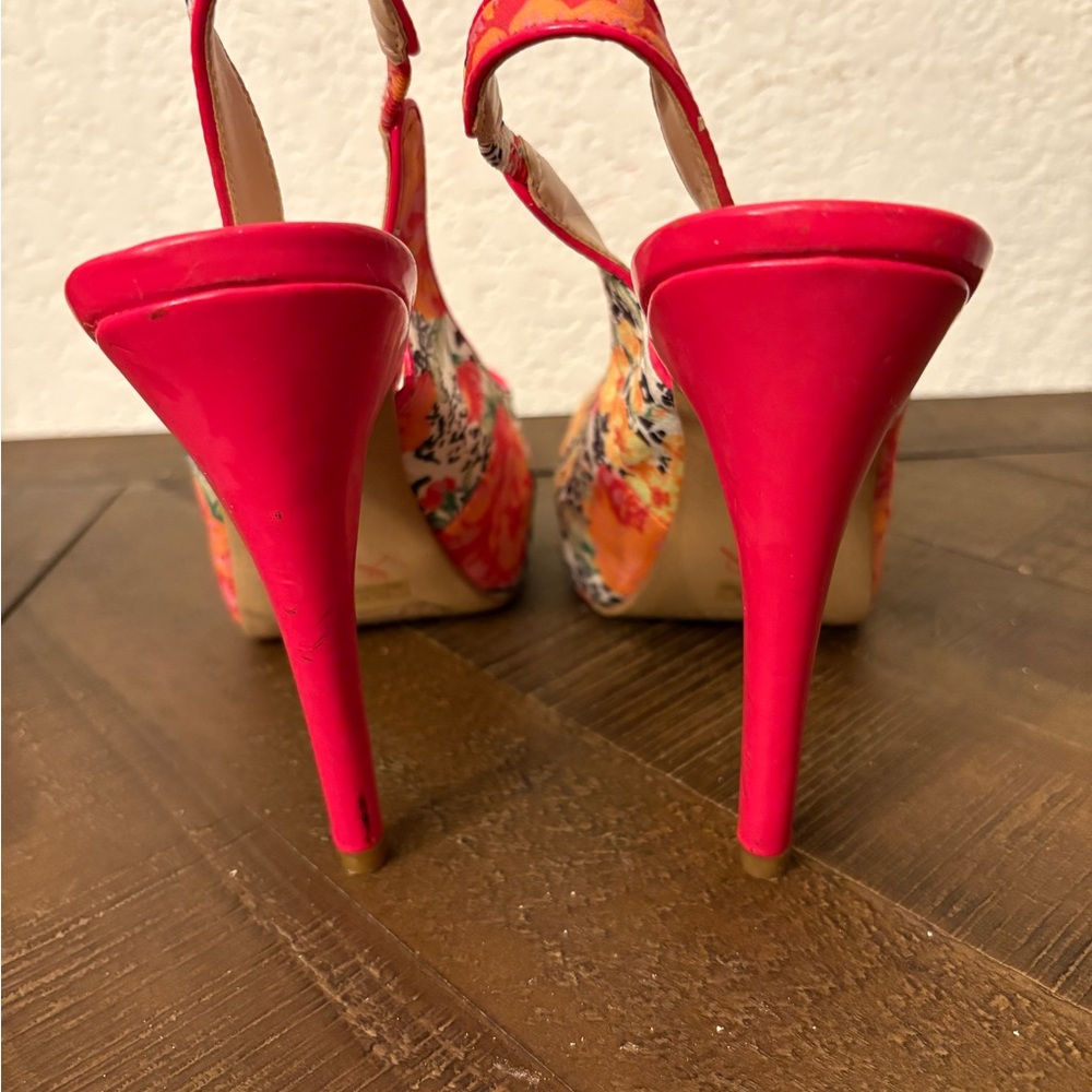 Guess Vibrant Floral Slingback Heels - Picture 2 of 4